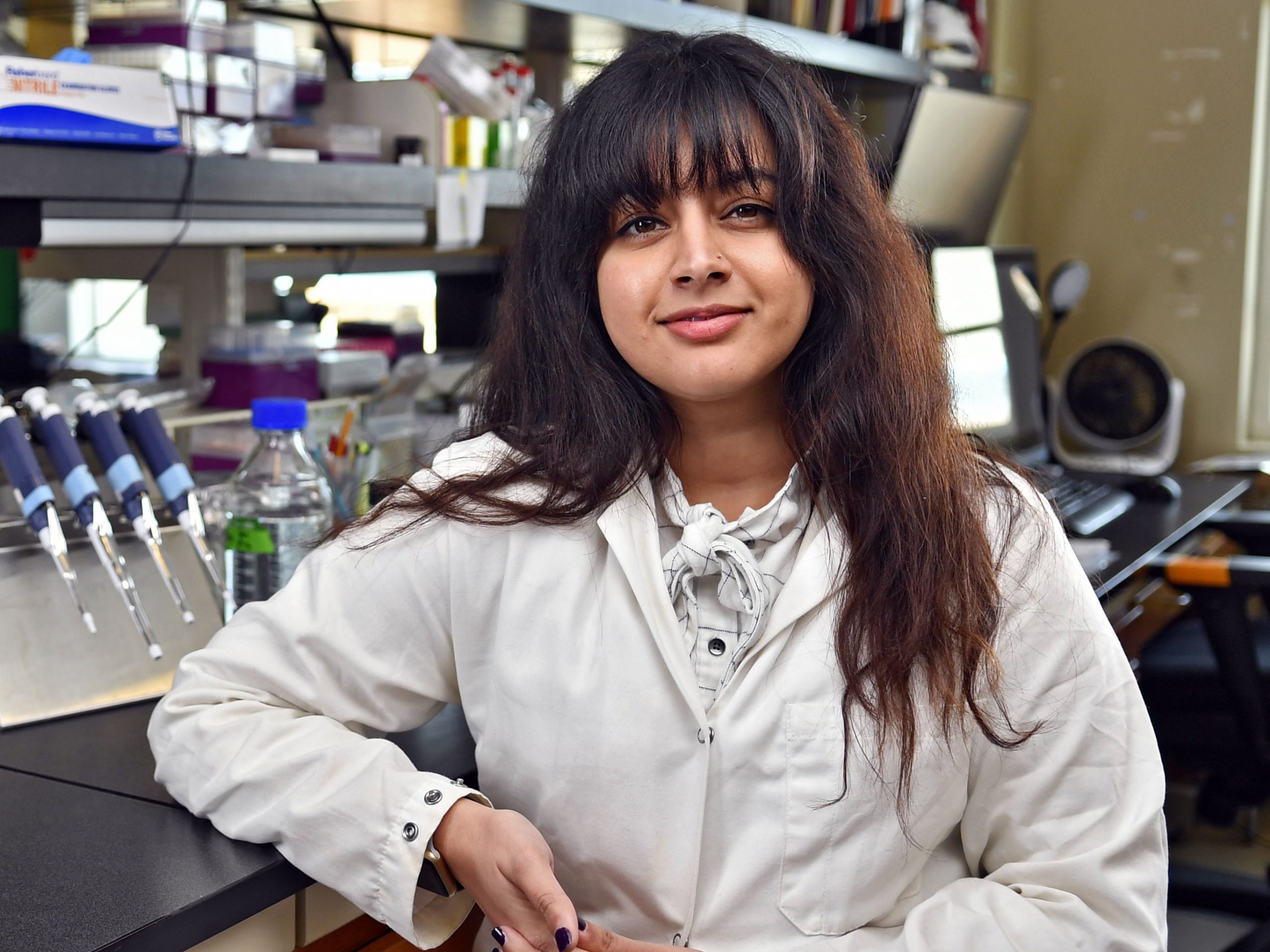 Priyanka Grover in the UNC Charlotte biotechnology lab